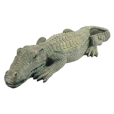 realistic alligator statue